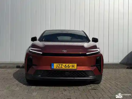Toyota C-HR 2.0 Plug-In Hybrid 2026