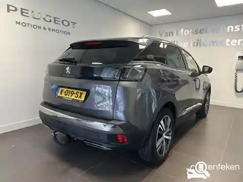 Peugeot 3008 1.2 PureTech 130 2021