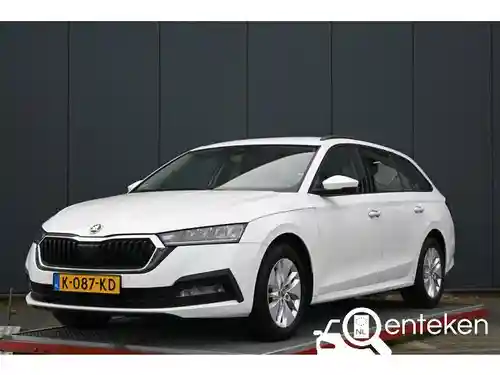 Skoda Octavia 1.0 TSI e-TEC 2021