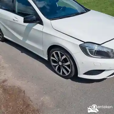 Mercedes-Benz A 180 2014
