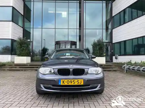 BMW 118i 2008