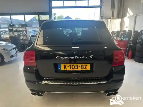 Porsche Cayenne Turbo S 2006