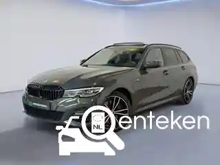 BMW 330e Touring 2021
