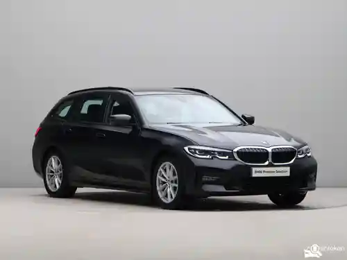 BMW 318i Touring 2021