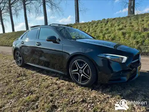 Mercedes-Benz A 180  2021