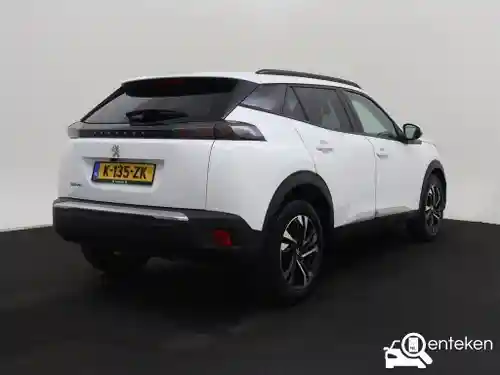 Peugeot 2008 1.2 PureTech 100 2021