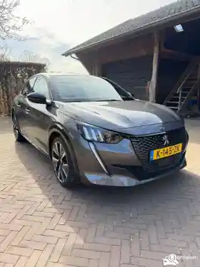 Peugeot 208 1.2 PureTech 100 2021