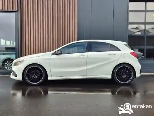 Mercedes-Benz A 180 2015