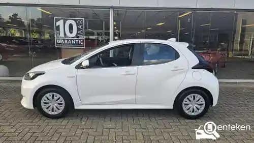 Toyota Yaris 1.5 Hybrid 116 2021