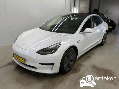Tesla Model 3 Standard Range Plus 2020