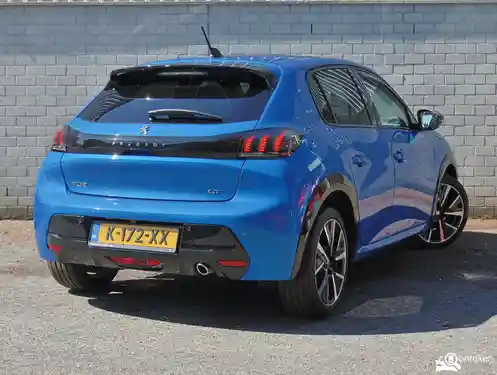 Peugeot 208 1.2 PureTech 100 2021