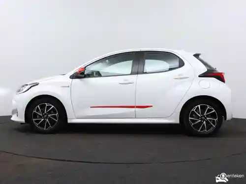 Toyota Yaris 1.5 Hybrid 116 2021