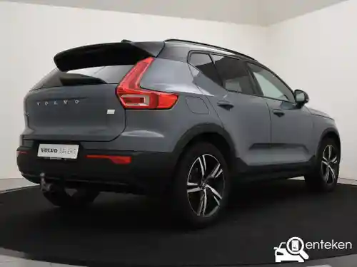 Volvo XC40 Recharge Plug-in Hybrid T5 2021