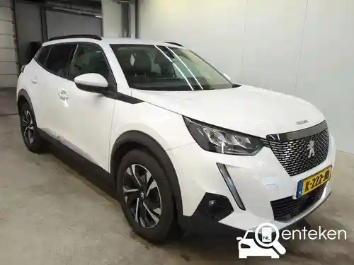 Peugeot 2008 1.2 PureTech 100 2021