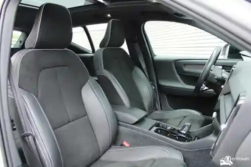 Volvo XC40 T3 2021