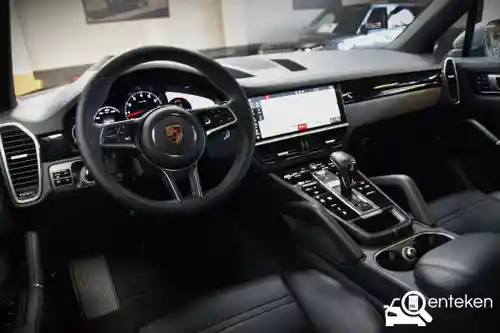 Porsche Cayenne 2020