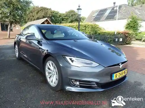 Tesla Model S Maximum Range 2020