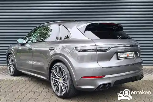 Porsche Cayenne E-Hybrid 2021