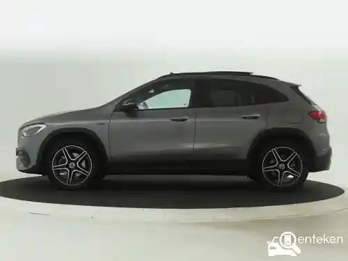 Mercedes-Benz GLA 250 e 2021