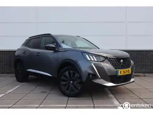 Peugeot 2008 1.2 PureTech 130 2021