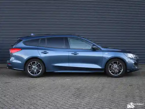 Ford Focus Turnier 1.0 EcoBoost Hybrid 2021