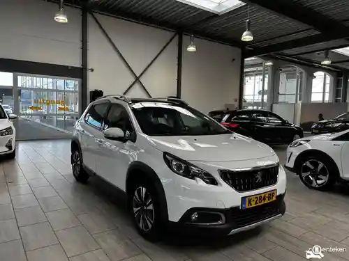 Peugeot 2008 1.2 PureTech 110 2017