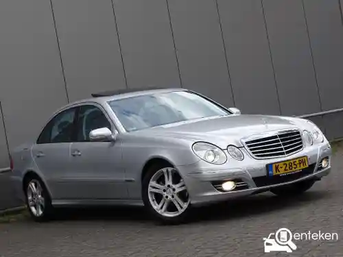 Mercedes-Benz E 200 2006