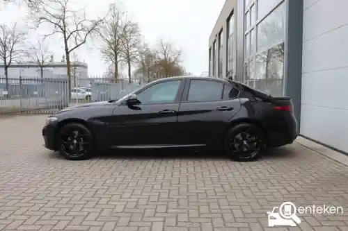 Alfa Romeo Giulia 2.0 Turbo 16V 2021