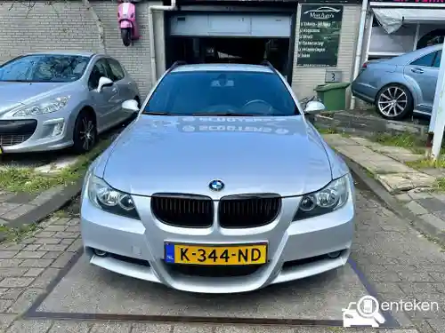 BMW 318i Touring 2008