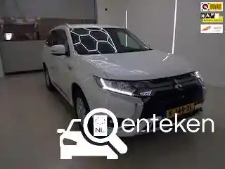 Mitsubishi Outlander 2.4 Plug-In Hybrid 2021