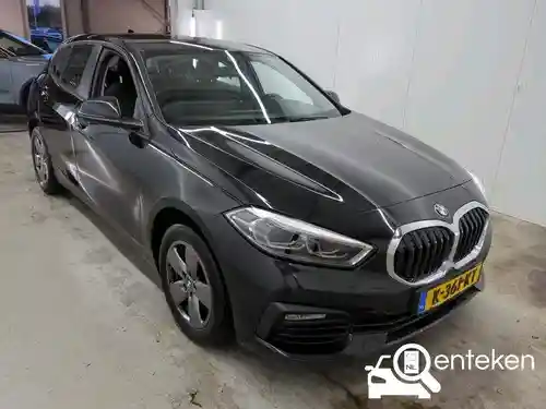 BMW 118i 2021