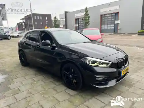 BMW 118i 2021