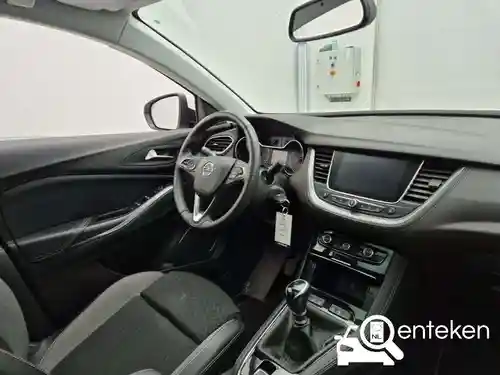 Opel Grandland X 1.2 DI Turbo 2021