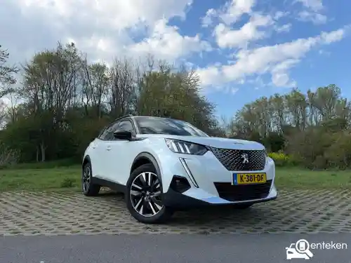 Peugeot e-2008 2020