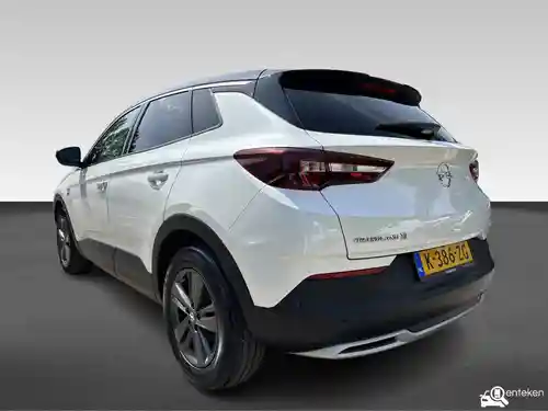 Opel Grandland X 1.2 DI Turbo 2021