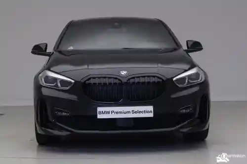 BMW 118i 2021