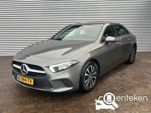 Mercedes-Benz A 180  2021