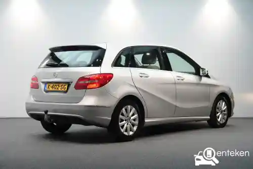 Mercedes-Benz B 180 2013