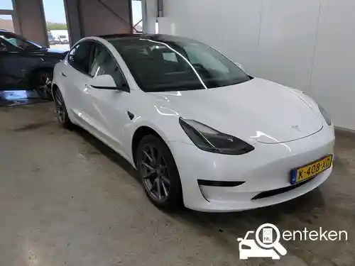 Tesla Model 3 Standard Range Plus 2021