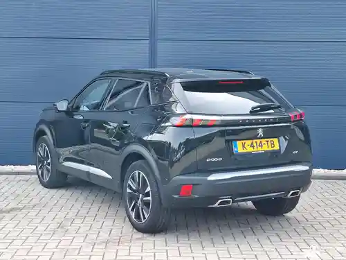 Peugeot 2008 1.2 PureTech 130 2021
