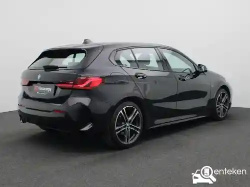 BMW 118i 2021
