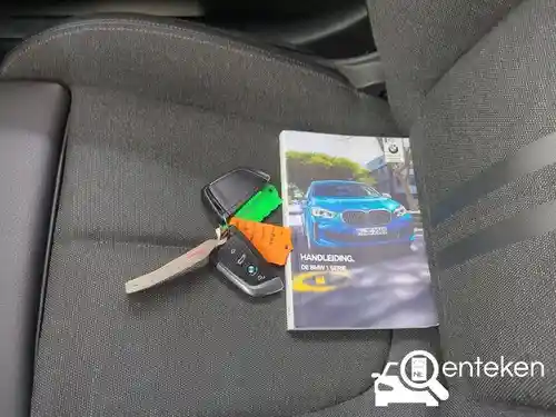 BMW 118i 2021