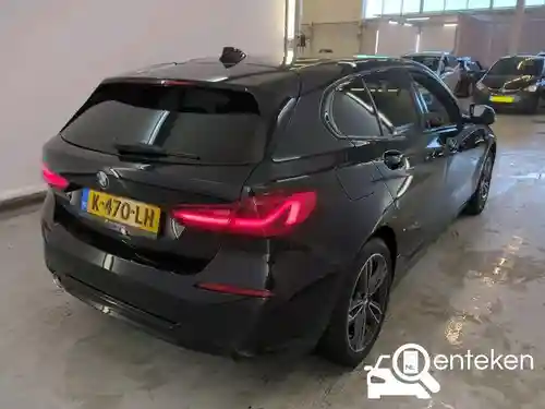 BMW 118i 2021