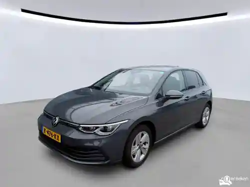 VW Golf 1.0 eTSI 2021