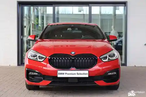 BMW 118i 2021