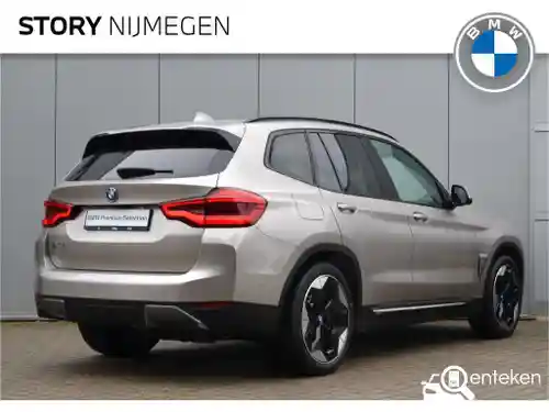 BMW iX3 2021