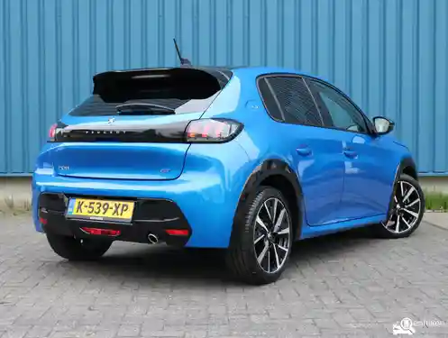 Peugeot 208 1.2 PureTech 100 2021