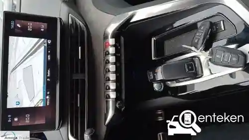 Peugeot 5008 1.2 PureTech 130 2021