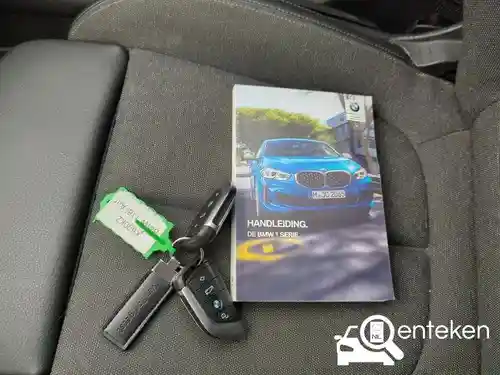 BMW 118i 2021