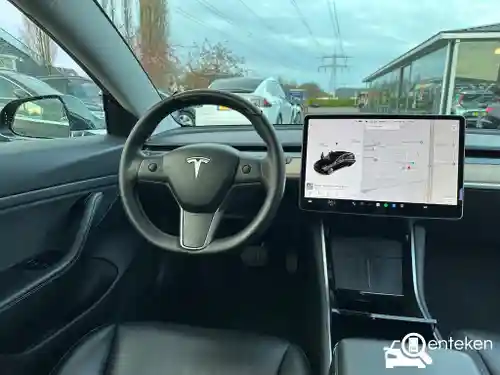 Tesla Model 3 Standard Range Plus 2020